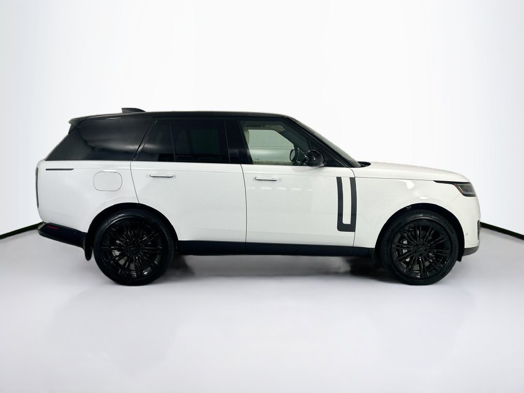 New 2026 Land Rover Range Rover SE AWD/4WD image 4