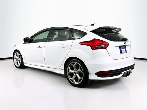Used 2017 Ford Focus ST w/ Equipment Group 401A FWD image 6