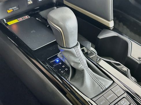 Used 2026 Toyota Camry XSE FWD image 25