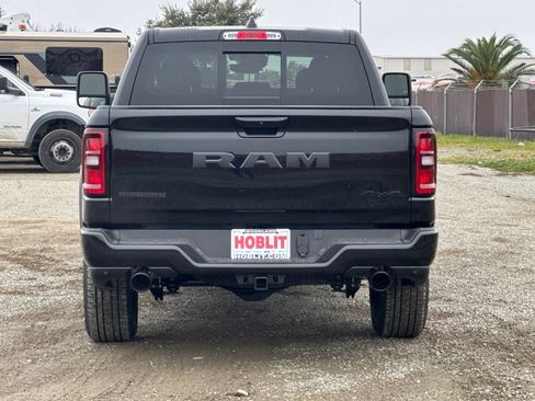 New 2026 RAM 1500 4x4 Crew Cab image 4