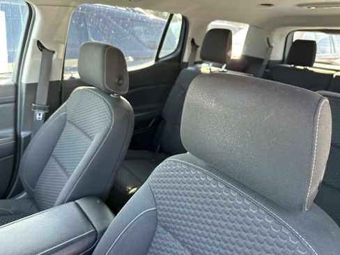 Used 2019 GMC Acadia SLE image 6