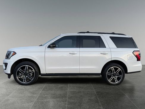 Certified 2021 Ford Expedition Limited AWD/4WD image 2