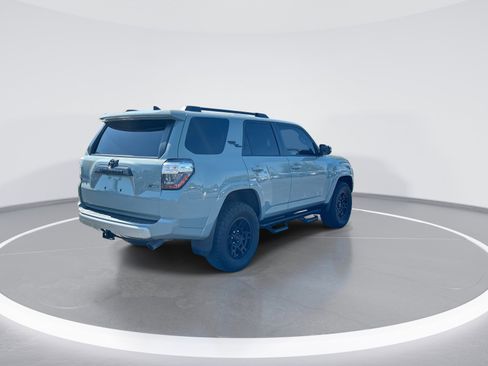 Used 2023 Toyota 4Runner TRD Off-Road Premium w/ Moonroof Package AWD/4WD image 9