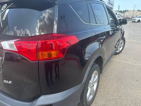 Used 2013 Toyota RAV4 XLE FWD image 2