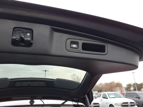 Used 2024 Honda CR-V Sport-L image 8