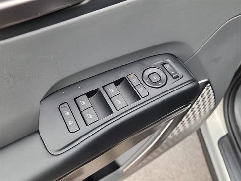 New 2026 Kia EV9 Wind image 11