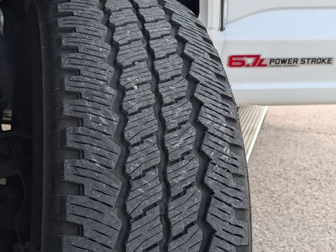 Certified 2024 Ford F250 Platinum AWD/4WD image 25