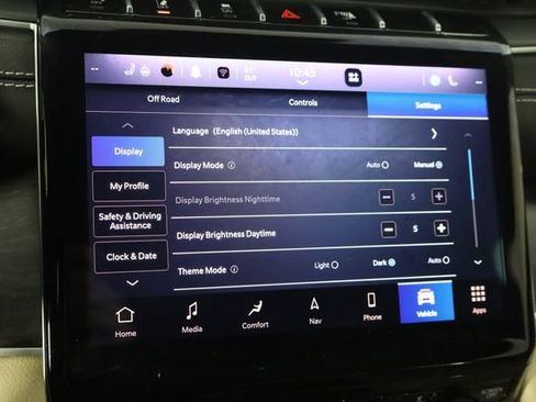 Used 2023 Jeep Grand Cherokee Limited w/ Trailer Tow Prep Group (B) AWD/4WD image 36