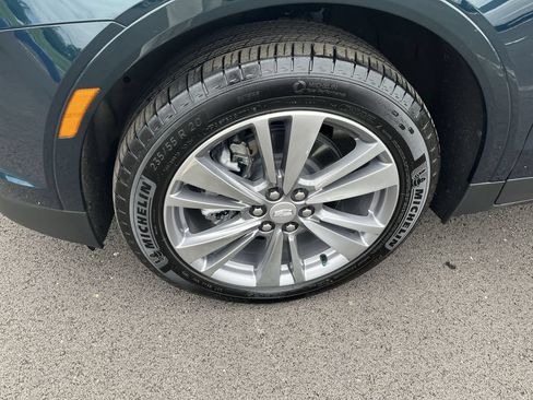 Used 2025 Cadillac XT5 Premium Luxury AWD/4WD image 10