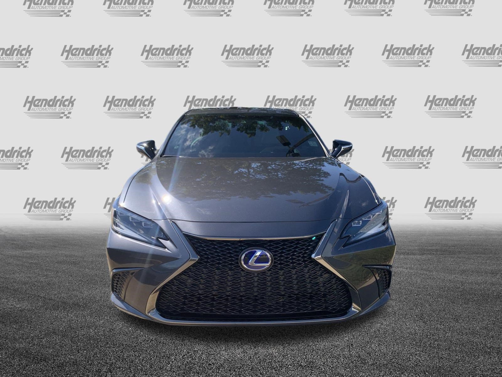 Used 2022 Lexus ES 300h F Sport w/ Accessory Package 2 FWD image 3