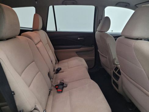 Used 2017 Honda Pilot EX image 19