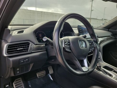Used 2019 Honda Accord Sport image 17