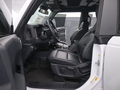 Used 2025 Ford Bronco Badlands AWD/4WD image 10