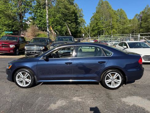 Used 2014 Volkswagen Passat TDI SE FWD image 4