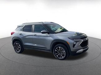 Used 2025 Chevrolet TrailBlazer LT w/ Driver Confidence Package video 2