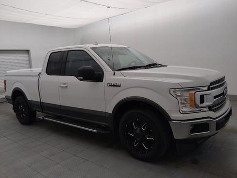Used 2018 Ford F150 XLT w/ Equipment Group 302A Luxury image 11