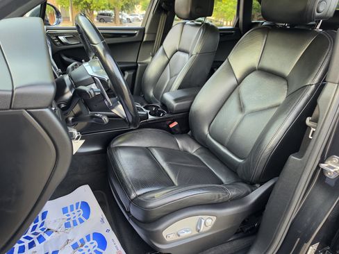 Used 2017 Porsche Macan S AWD/4WD image 22