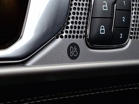 Used 2020 Ford Explorer ST w/ ST Street Pack image 31