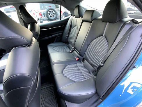 Used 2023 Toyota Camry SE w/ Convenience Package image 20