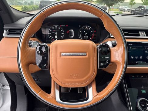 Used 2019 Land Rover Range Rover Velar R-Dynamic SE AWD/4WD image 17