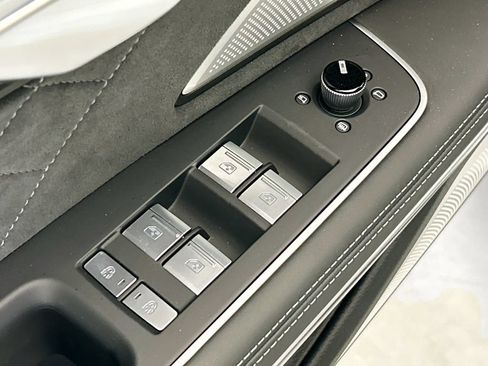 New 2026 Audi S8 AWD/4WD image 22