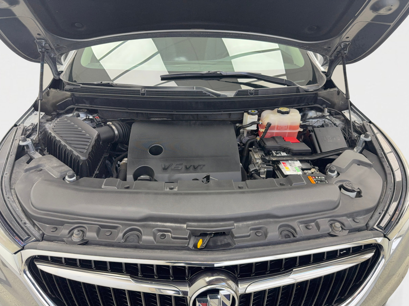 Used 2018 Buick Enclave Premium w/ Trailering Package AWD/4WD image 55