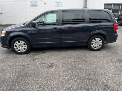 Used 2014 Dodge Grand Caravan SE w/ Quick Order Package 29E SE