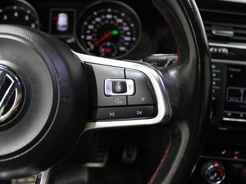 Used 2016 Volkswagen GTI SE w/ Lighting Package (SEL) image 11