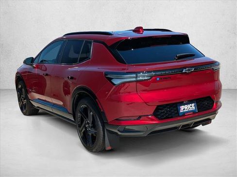 Used 2025 Chevrolet Equinox EV RS w/ Convenience Package II image 8