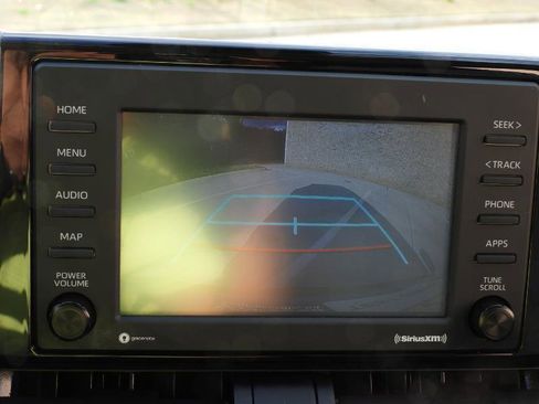 Used 2021 Toyota RAV4 LE image 47