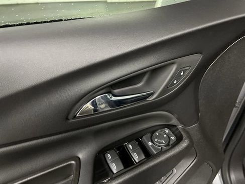 Certified 2024 Chevrolet Equinox Premier AWD/4WD image 23
