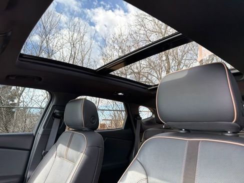 Used 2020 Chevrolet Blazer Premier image 21