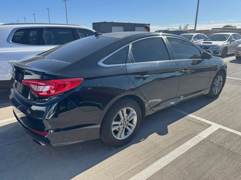 Used 2015 Hyundai Sonata SE image 4