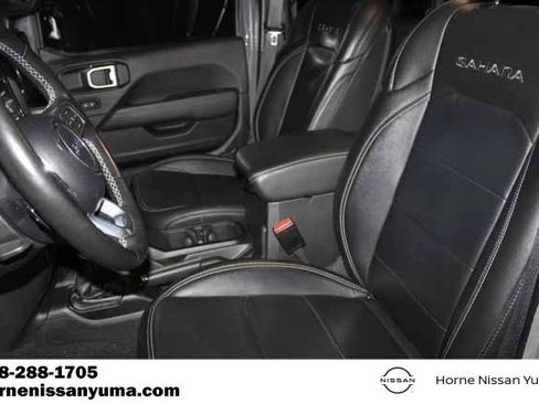 Used 2023 Jeep Wrangler Unlimited Sahara w/ Cold Weather Group AWD/4WD image 4