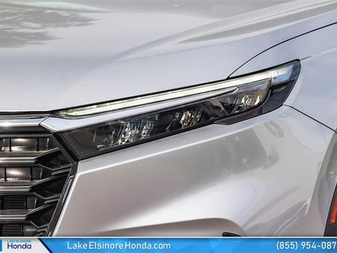 Used 2023 Honda CR-V EX-L image 5