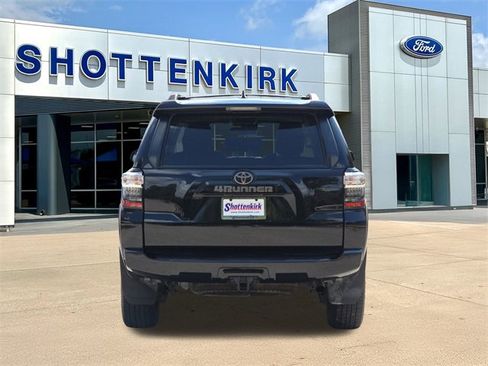 Used 2023 Toyota 4Runner 40th Anniversary SE image 7