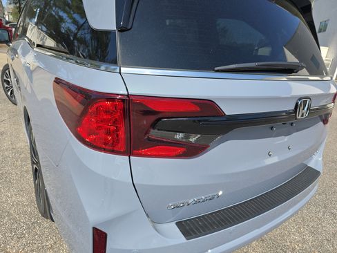 New 2026 Honda Odyssey Elite image 37