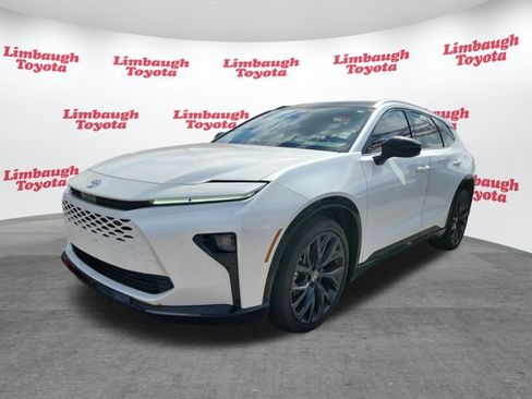 Used 2025 Toyota Crown Signia Limited image 25