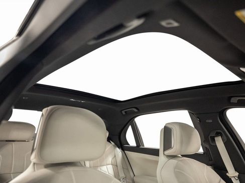 Used 2023 BMW 740i w/ Luxury Rear Seating Package image 56