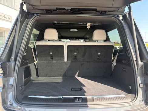 New 2026 Jeep Grand Wagoneer Summit AWD/4WD image 47