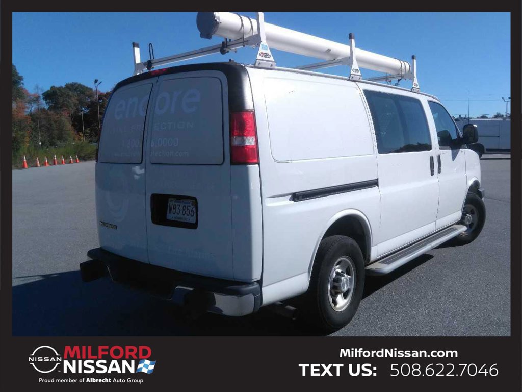 Used 2020 Chevrolet Express 2500 w/ Driver Convenience Package RWD image 5