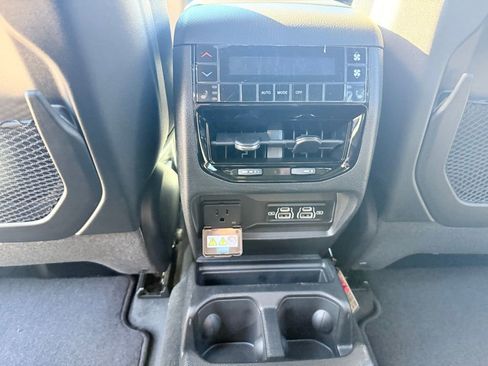 New 2025 Jeep Grand Cherokee L Limited w/ Black Appearance Package image 47