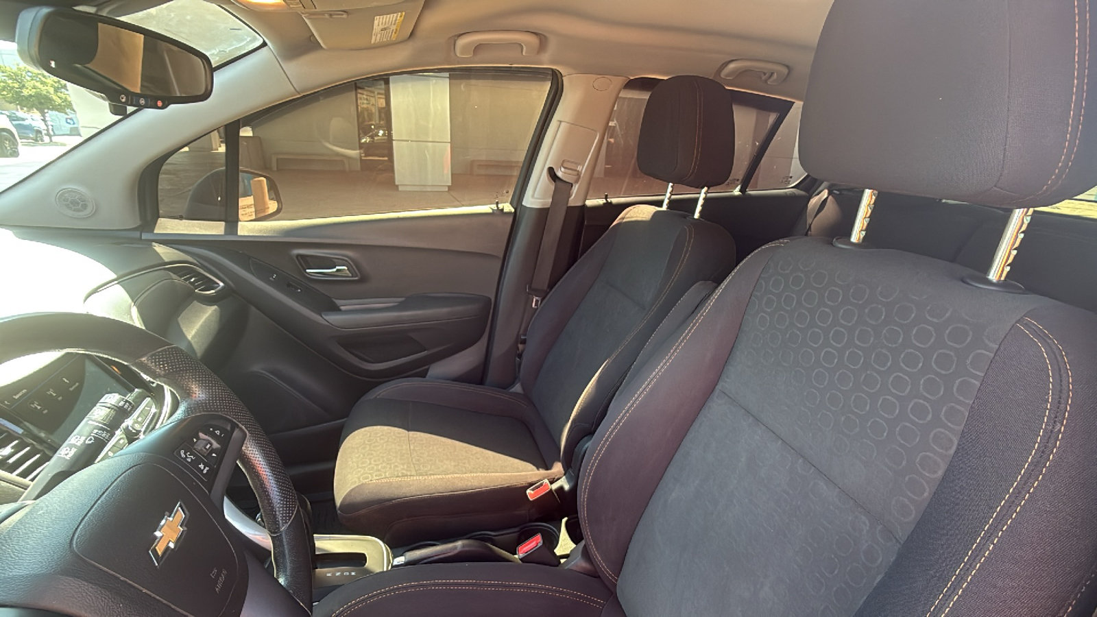 Used 2019 Chevrolet Trax LS FWD image 12