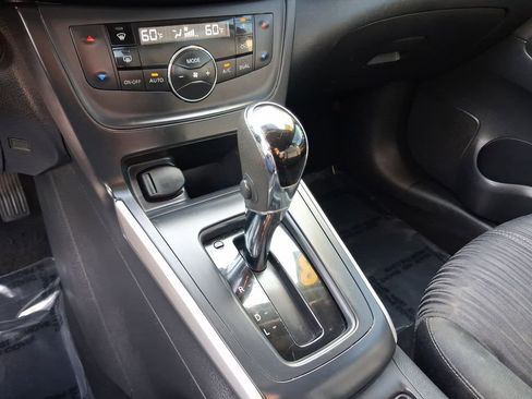 Used 2018 Nissan Sentra SV FWD image 22
