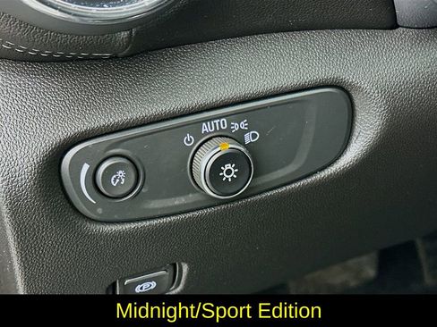 Used 2024 Chevrolet Blazer LT w/ Convenience Package image 15