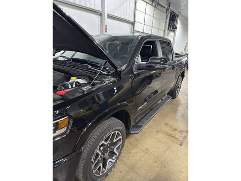 Used 2025 RAM 1500 Laramie w/ Sport Appearance Package AWD/4WD image 2