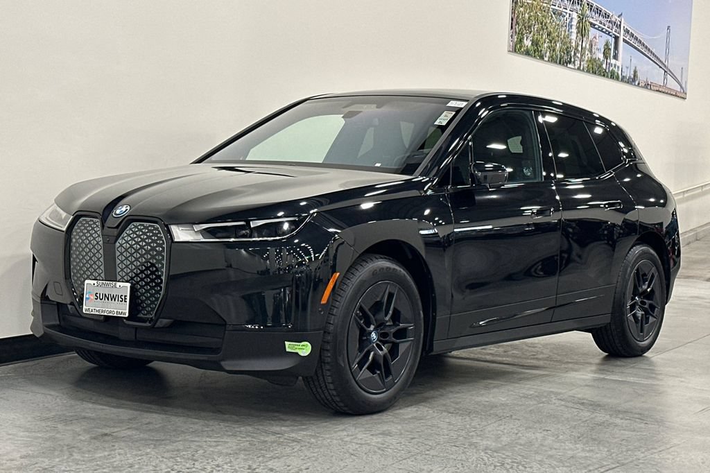 Certified 2024 BMW iX xDrive50 AWD/4WD image 8