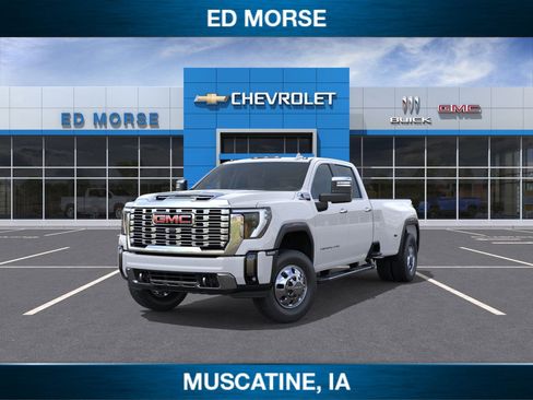 New 2026 GMC Sierra 3500 Denali w/ Technology Package image 8