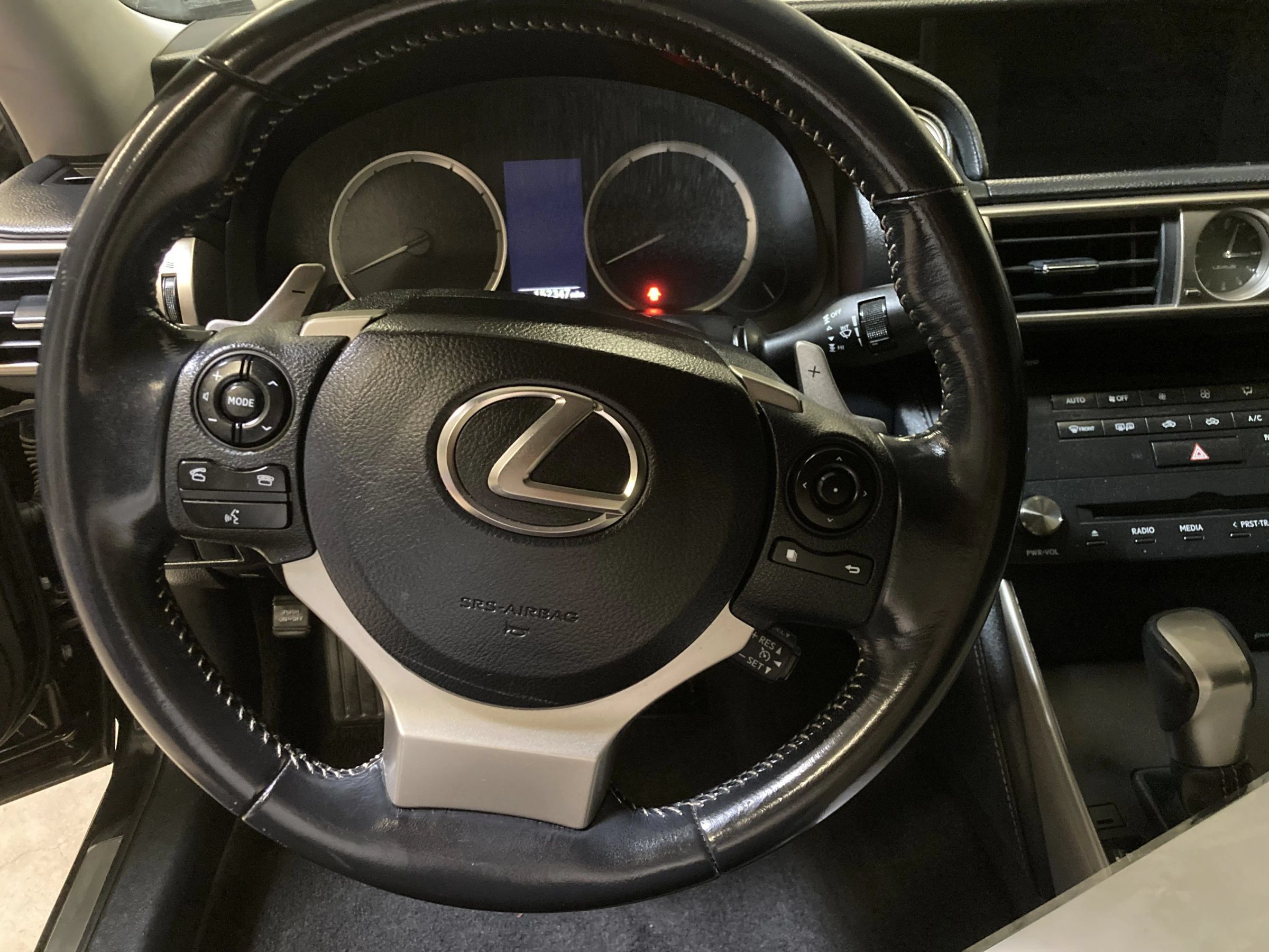 Used 2016 Lexus IS 200t RWD image 29