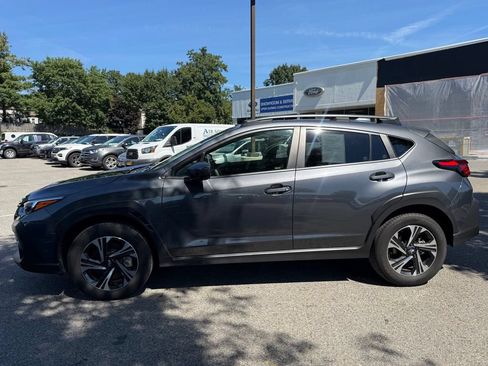 Used 2024 Subaru Crosstrek 2.0i Premium AWD/4WD image 5